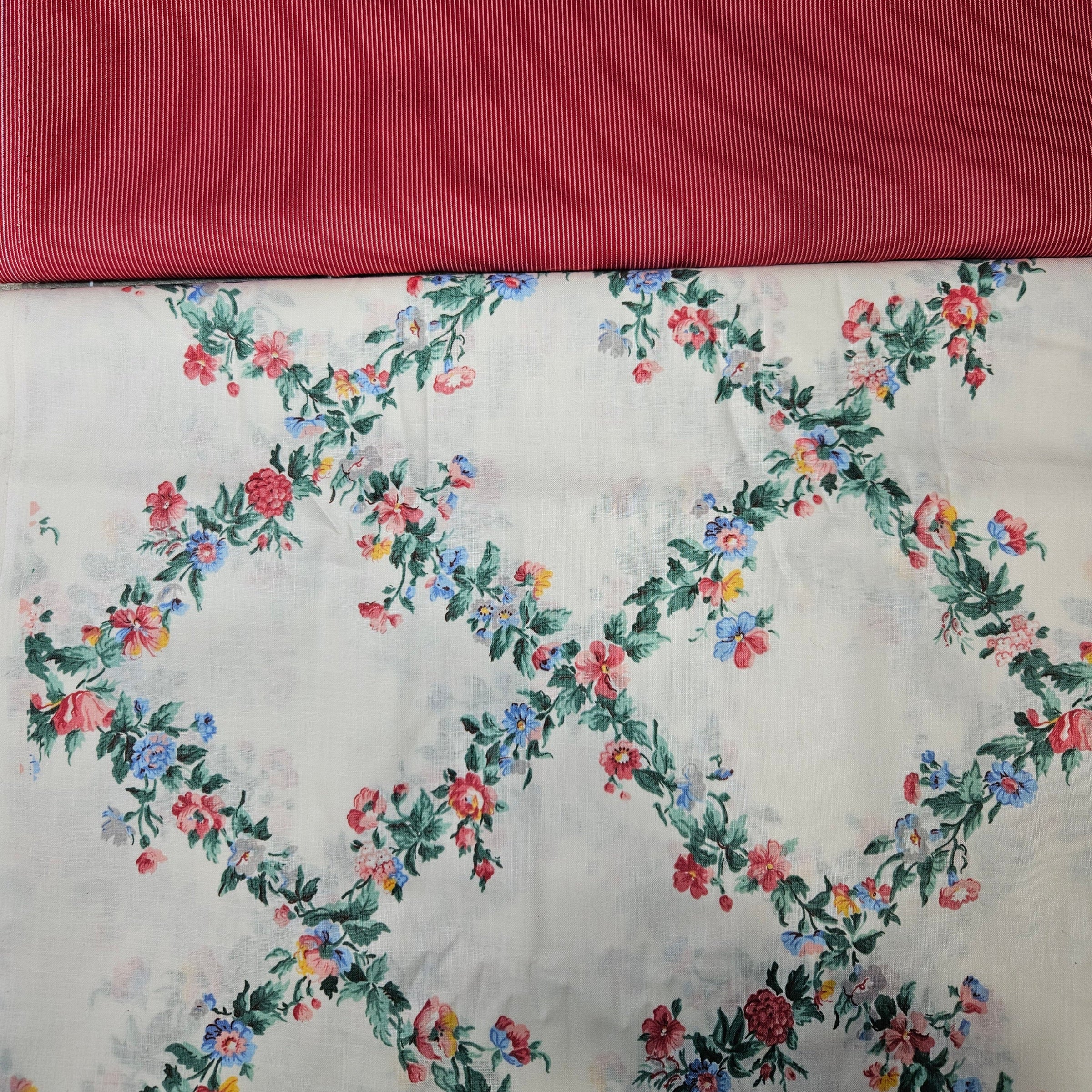 Floral lattice patterned fabric with a coordinating red
